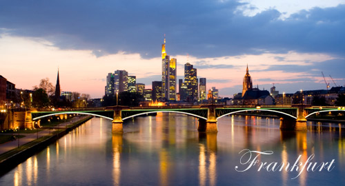 Frankfurt Mainbrücke Skyliner